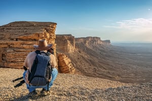 "الهيئة السعودية للسياحة" و"طيران الإمارات" تروجان للسياحة السعودية