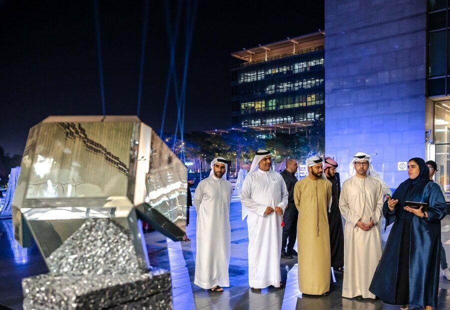 “حديقة منحوتات” بالهواء الطلق في مركز دبي المالي