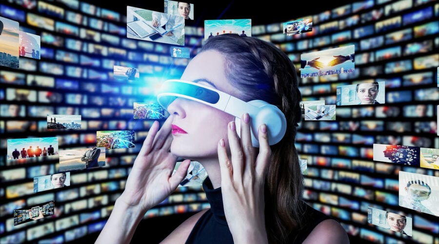 Breaking the bias: Are women absent on the Metaverse?