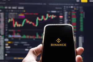 Abu Dhabi grants “Binance” preliminary approval to trade digital assets