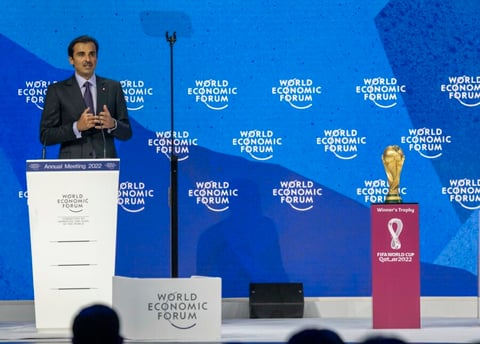 أمير قطر من دافوس: مونديال 2022 سيكون نسخة خاصة من كأس العالم