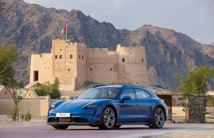 The Porsche Taycan Cross Turismo: Acceleration meets comfort