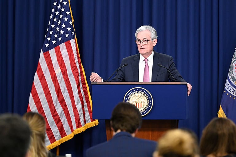 The Fed announces a significant increase in interest rates by 75 basis points