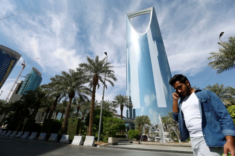 Saudi’s jobless rate falls to lowest since 2008