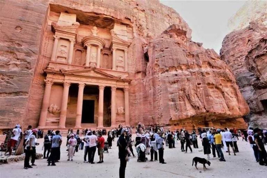 الأردن يحقق 2.87 مليار دولار دخلاً سياحياً في 7 أشهر