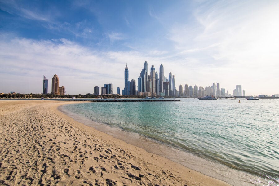 “الإمارات دبي الوطني” يرفع توقعات النمو في الإمارات إلى 7% في 2022