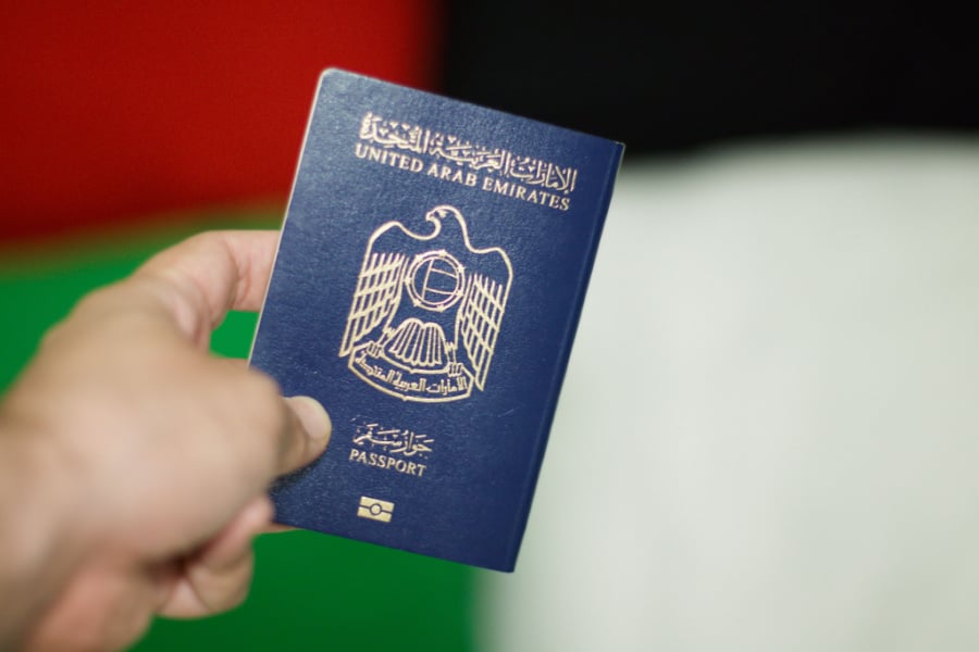 جواز السفر الإماراتي يحافظ على صدارته ويتيح لحامله دخول 175 دولة