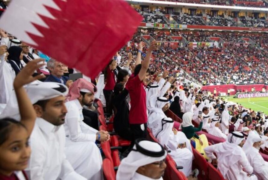 الإمارات تدعم مونديال قطر بتأشيرات ميسّرة للمشجعين