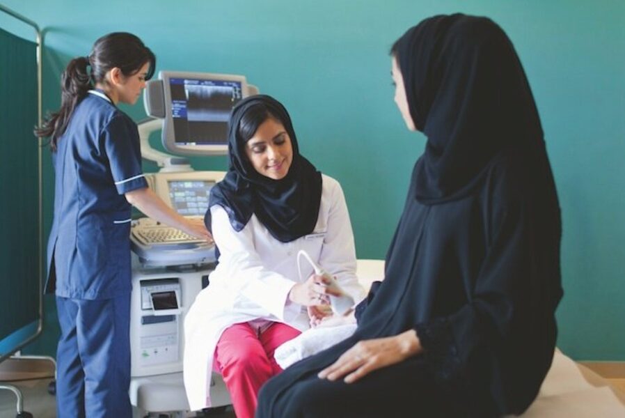 الرعاية الصحية من ضمن القطاعات الأكثر جاذبية للاستثمار في السعودية