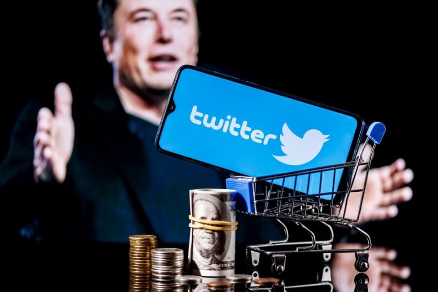 Elon Musk is officially Twitter’s new owner… “Bird is free”