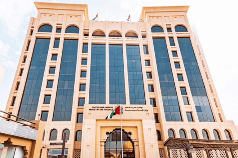 UAE's Government revenues increase to AED 463.9 bn in 2021
