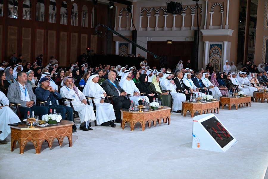 العنصر البشري يحافظ على دوره المحوريّ في قطاع أخبار الأعمال