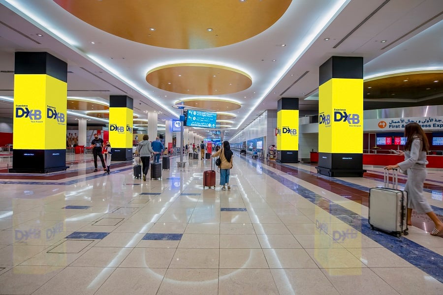 مطارات دبي تتوقع نمواً مطرداً في أعداد المسافرين بنهاية العام مع استقبال نحو 64.3 مليون مسافر