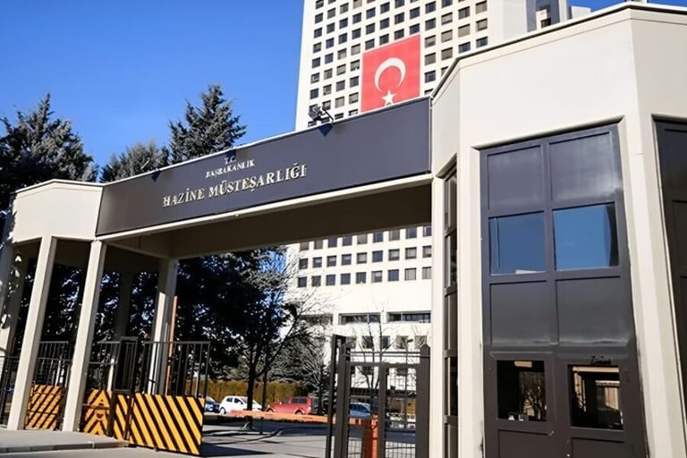 Turkish October budget posts 83.3 billion liras deficit