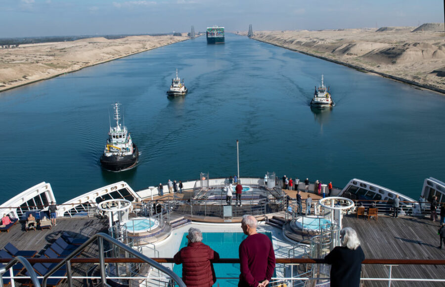 Is the “Suez Canal Fund” aimed at selling state assets or investing in them?