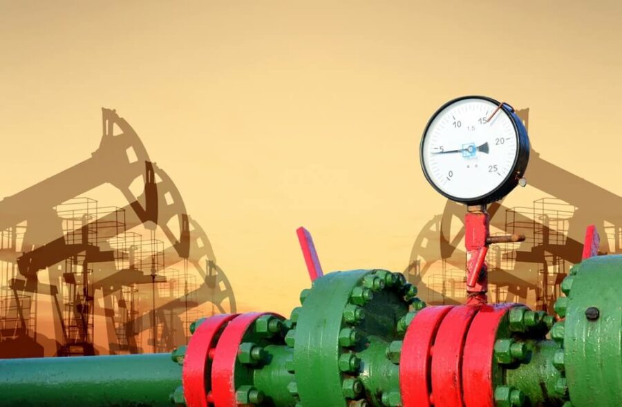 هل يخفض “أوبك +” إنتاج النفط يوم الأحد؟