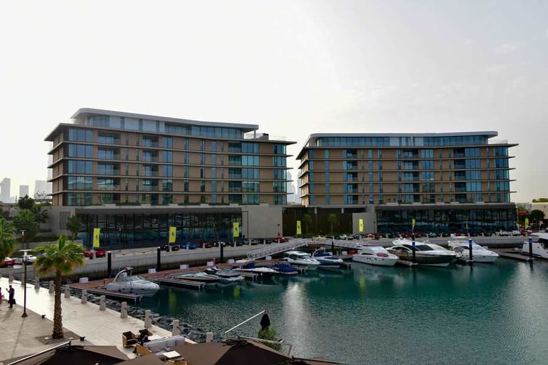 Dubai sets record for highest selling apartment price per sq.ft