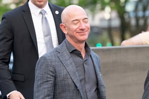 Jeff Bezos awarded first interplanetary NASA contract