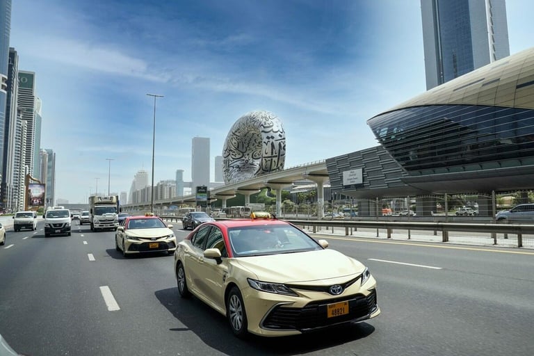 ثورة في مجال التنقل.. استراتيجية تاكسي دبي لمستقبل مدفوع بالتكنولوجيا
