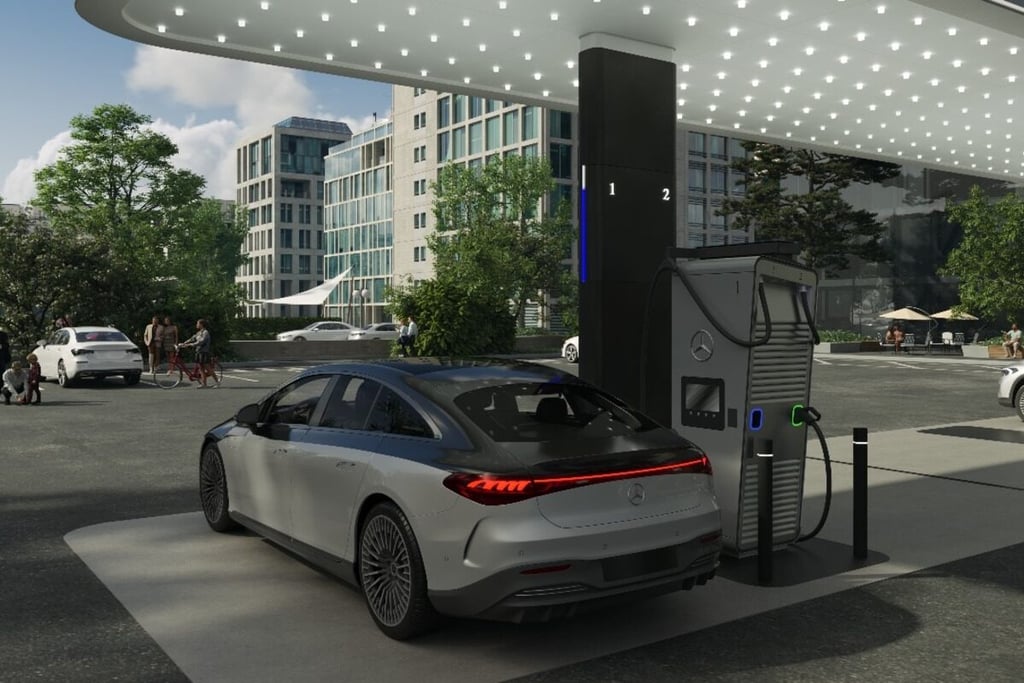 Mercedes-Benz to open first high-power charging stations worldwide this fall