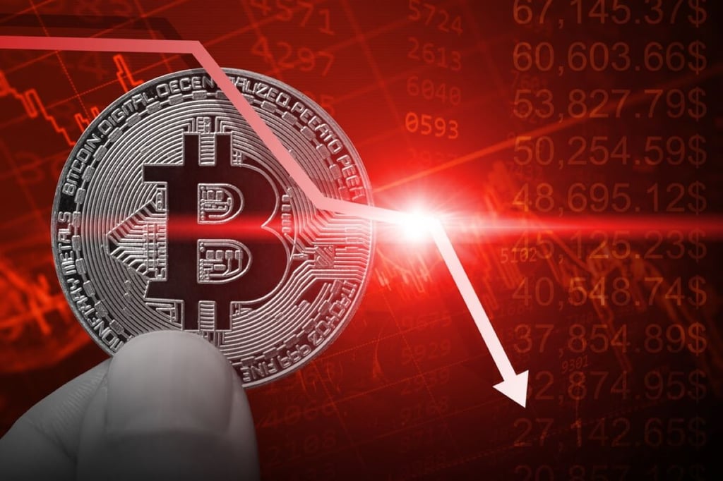 Bitcoin crashes under $26K, recovers slightly, as SpaceX sells BTC holdings