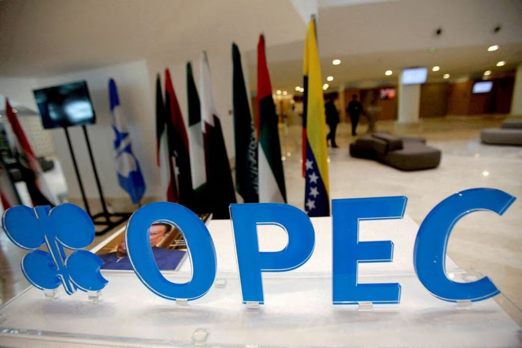 OPEC+ holds oil policy steady, Saudi and Russia extend voluntary cut