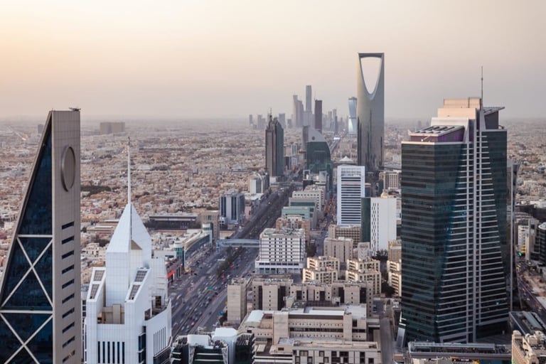 غولدمان ساكس: استثمارات سعودية بتريليون دولار على 6 قطاعات رئيسية