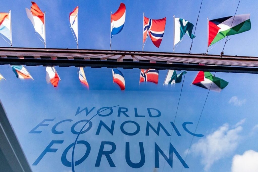 المنتدى الاقتصادي العالمي يعلن عن الحاجة لاستثمارات بـ13,5 تريليون دولار بحلول عام 2050 للانتقال إلى مستقبل أكثر استدامة