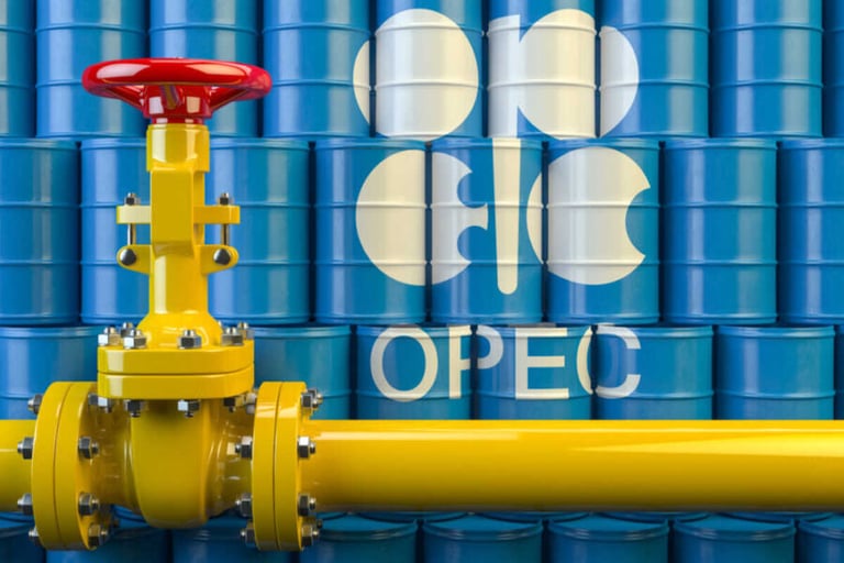 تعافي أسعار النفط بعد انخفاضها بـ1 في المئة نتيجة انسحاب أنغولا من أوبك