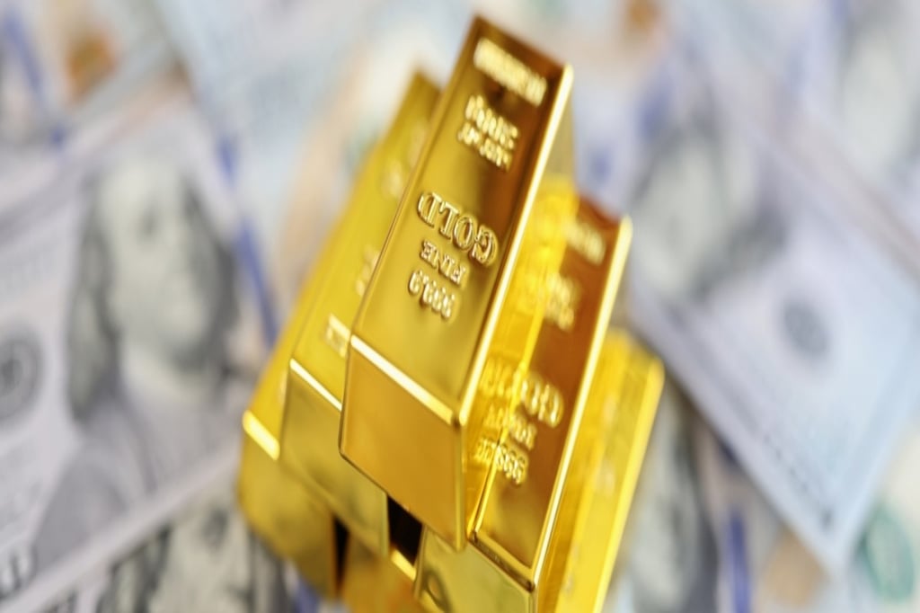 هل سترتفع أسعار الذهب في 2024.. وما النصيحة الموجهة إلى المستثمرين؟