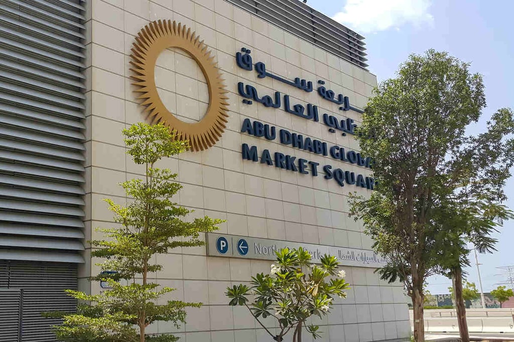 سوق أبوظبي العالمي ومؤسسة سولانا يعقدان شراكة استراتيجية لتعزيز ابتكارات البلوك تشين في أبوظبي