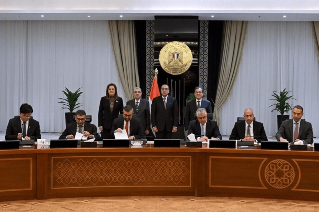 Egypt inks 7 agreements with international developers to attract $41 billion over 10 years