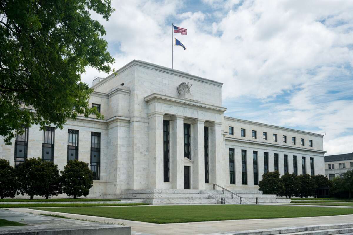 US Federal Reserve keeps interest rates steady