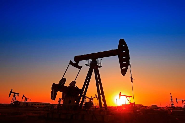 Oil prices rise amidst geopolitical tensions, uncertain Fed policy