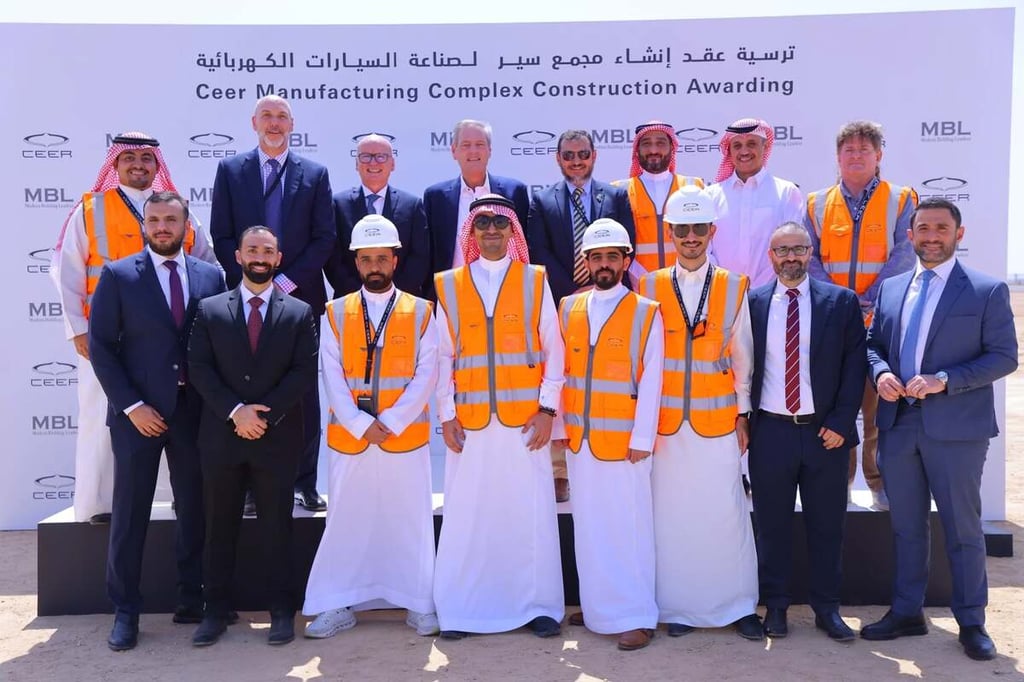 شركة سير السعودية تمنح عقدًا بقيمة 1.3 مليار دولار لبناء مجمع تصنيع السيارات الكهربائية
