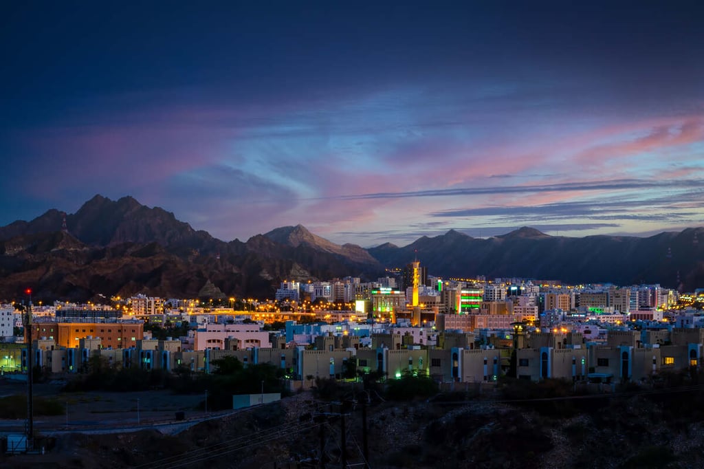 التضخم في عمان يقفز  0.2 في المئة في مارس مع ارتفاع أسعار المواد الغذائية