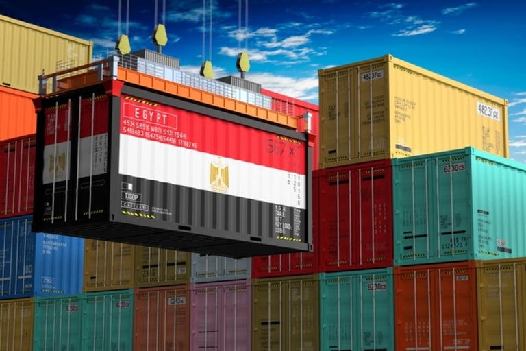 Egypt's trade balance deficit falls 23.2 percent to $2.37 billion in March