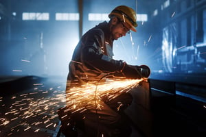 Egypt's manufacturing and extractive index declines 12.61 percent in April