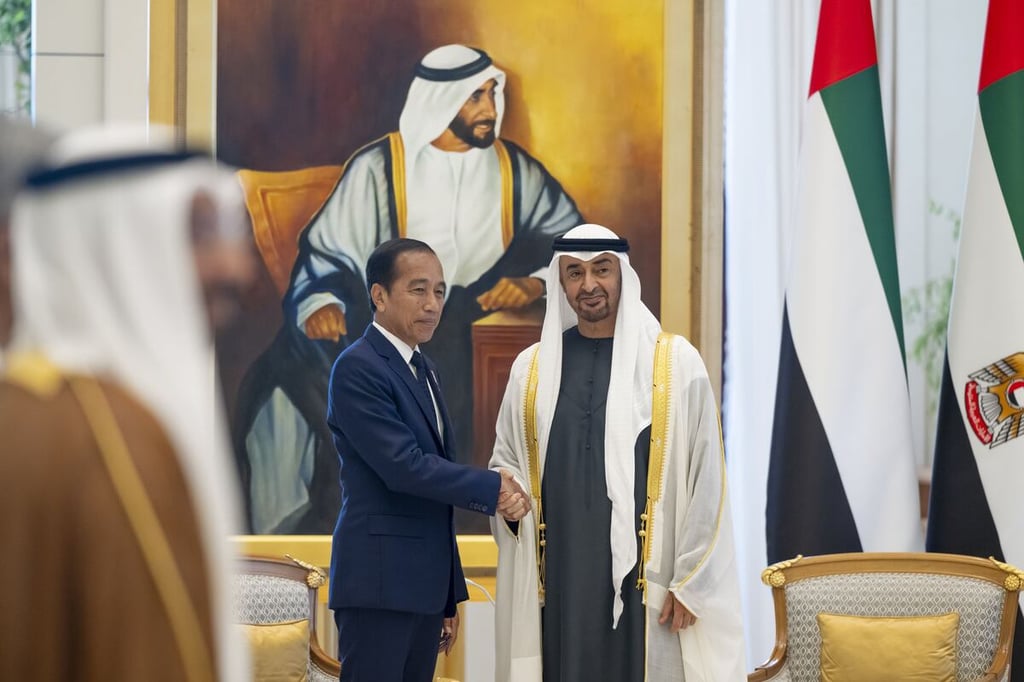 الإمارات وإندونيسيا تعلنان عن 8 اتفاقيات في قطاعات رئيسية