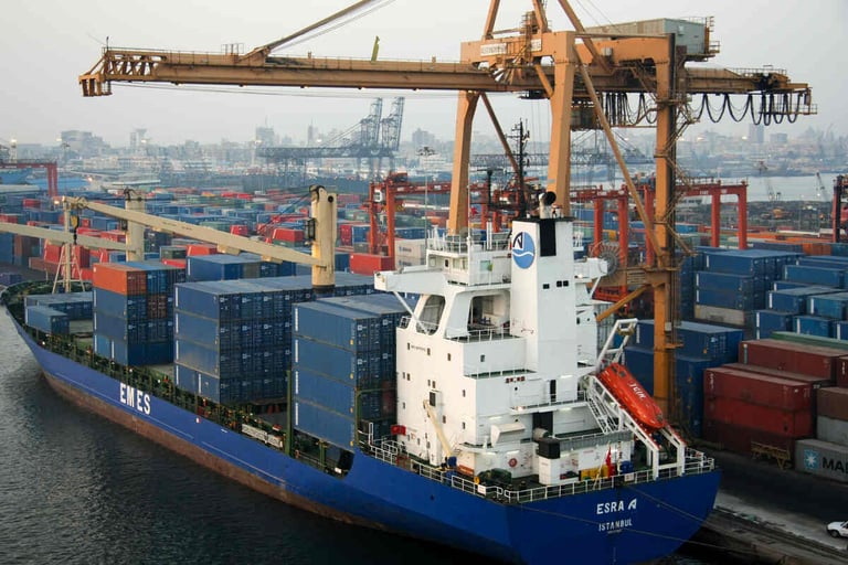 Egypt's trade deficit shrinks 10.3 percent to $3.57 billion in May 2024