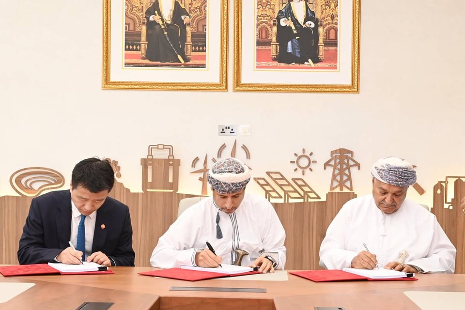 Oman signs agreement to expand oil, gas exploration in Al Dhahirah Governorate concession