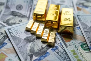 UAE gold prices rise AED1.5, global rates set for third weekly gain on Fed rate cut bets