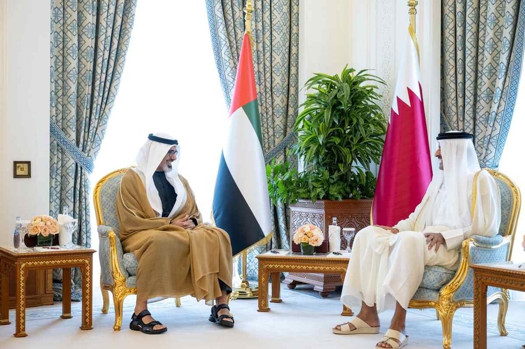 Crown Prince of Abu Dhabi holds talks with Qatar’s Emir, uncovers new avenues for strategic partnership