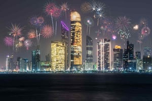 Discover the best spots for New Year fireworks in Abu Dhabi this year