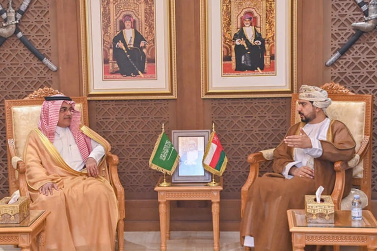 Saudi Arabia, Oman explore enhancing cooperation in industrial integration, trade