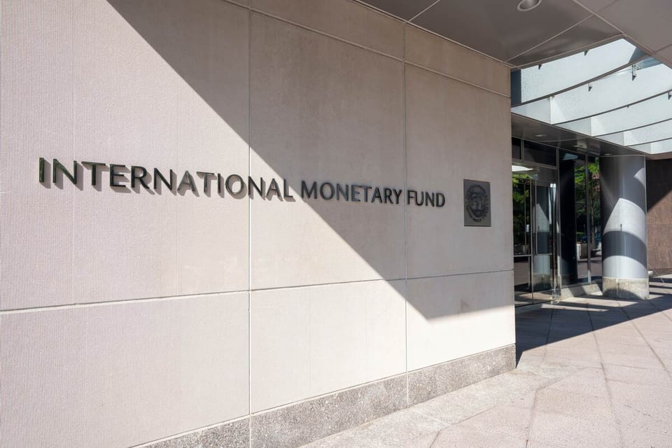 IMF projects 3.3 percent global growth in 2025, inflation to fall to 3.5 percent by 2026