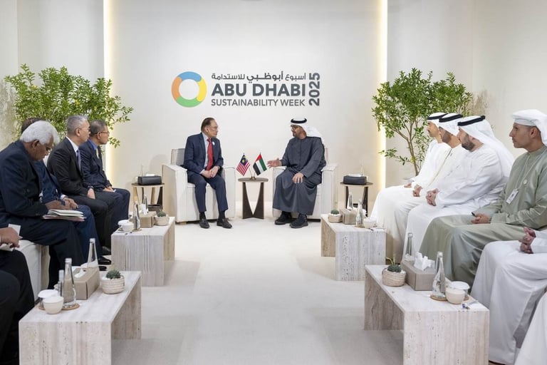 ADSW 2025: UAE President engages in key discussions on bilateral relations with Rwanda, Malaysia, New Zealand, and Finland