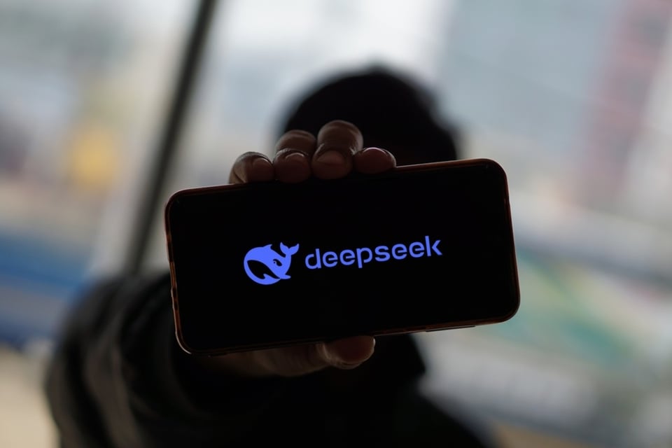 Major security flaw in DeepSeek’s AI database raises privacy concerns