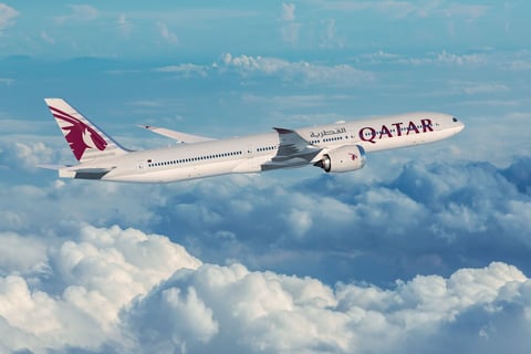 Qatar Airways connects 30 Boeing aircraft with Starlink Wi-Fi