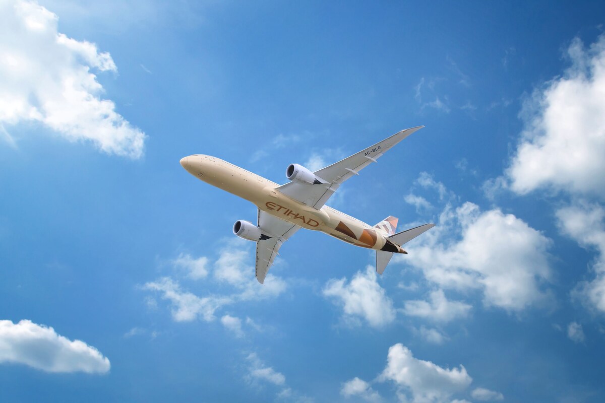 Etihad Airways carries 5 million passengers in Q1 2025 as global network continues expansion